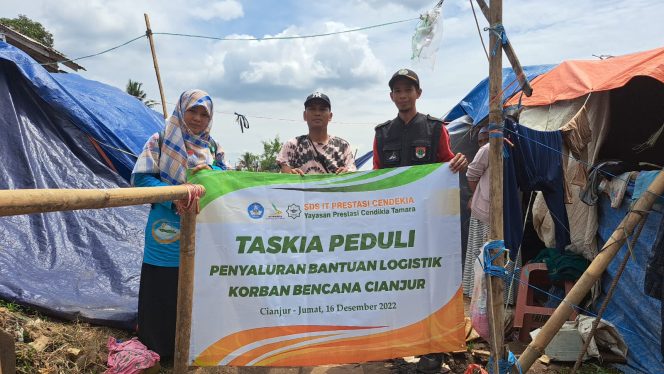 
 Sekolah Islam Terpadu TASKIA Bekasi Salurkan Bantuan Untuk Korban Gempa Bumi Cianjur