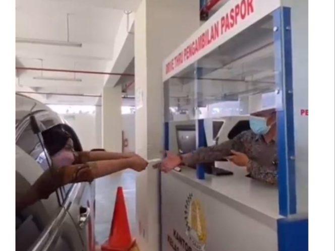 
 Imigrasi Bekasi Optimalkan Pelayanan Dengan Inovasi Drive Thru Pengambilan Paspor
