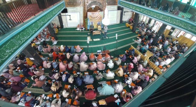 
 Komite SDIT Nurul Ikhlas Selenggarakan Seminar Parenting “Genggam Surga Bersama Keluarga”