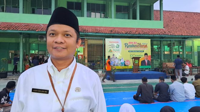 
 Aksi Ramadan 1444 H Berbagi Takjil dan Paket Ramadan Kolaborasi Kemenag Bekasi dan LAZ Al Kahfi Peduli