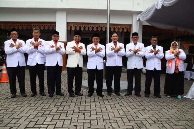 
 Usung Tema Serba 8, PKS Lebih Awal Daftarkan BCAD Ke KPUD DKI