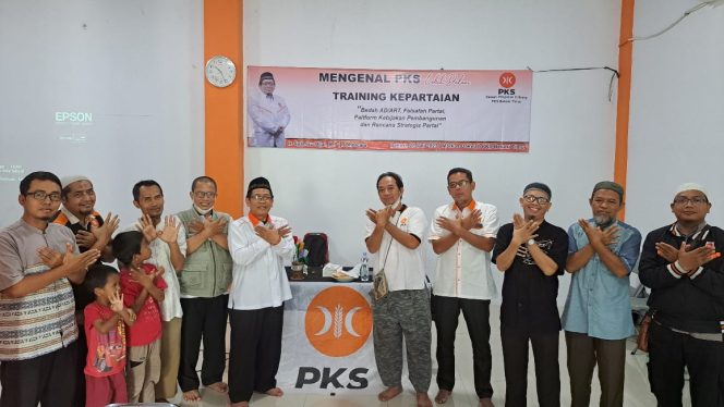 
 PKS Bekasi Timur Gelar Training Kepartaian Bahas Platform Kebijakan Pembangunan
