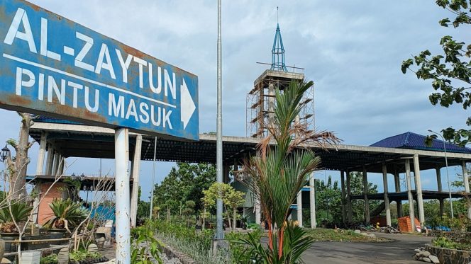 
 Kemenag Akan Bekukan Izin Mahad Al-Zaytun Jika Terbukti Lakukan Pelanggaran Berat