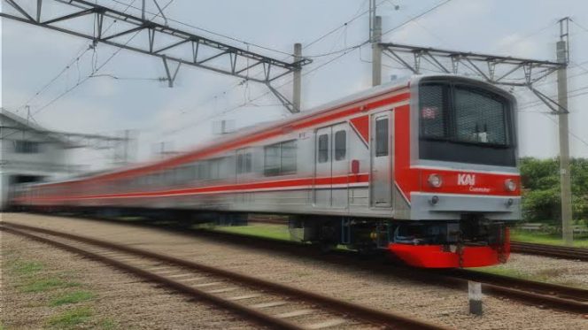 
 Polemik Impor Kereta KRL Bekas Jepang