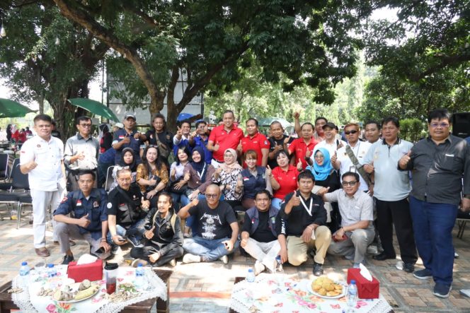 
 Coffee Morning Bersama Insan Pers, Plt Wali Kota Bekasi Berdialog dengan Wartawan