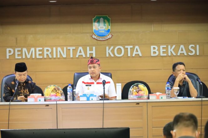 
 BEM Berikan Rapot Merah Untuk Pemkot Bekasi