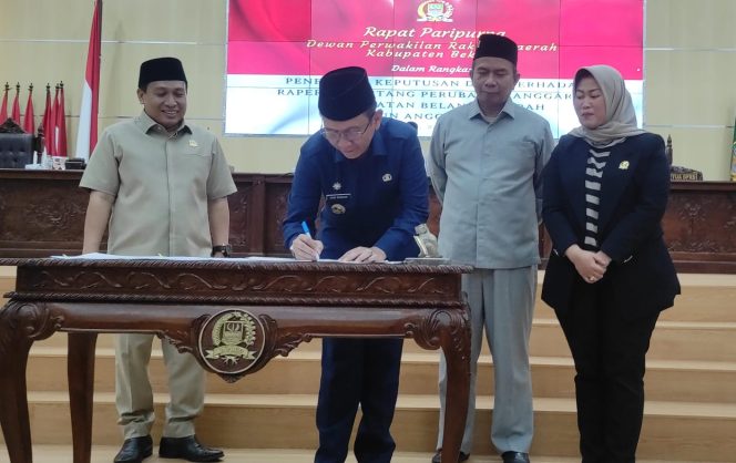 
 DPRD Kabupaten Bekasi Sahkan Perubahan APBD 2023 dengan Total Anggaran  Tujuh Triliun