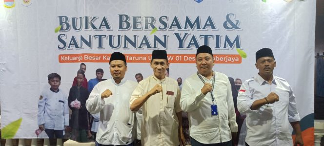 
 Karang Taruna Desa Sumberjaya Gelar Buka Bersama dan Santunan Anak Yatim