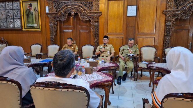 
 Pj Bupati Banyumas Akan Libatkan BPKK PKS Dalam Upaya Membangun Ketahanan Keluarga