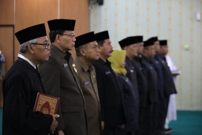 
 Lantik Pejabat Eselon II, Gani Muhamad; Sudah Sesuai Aturan