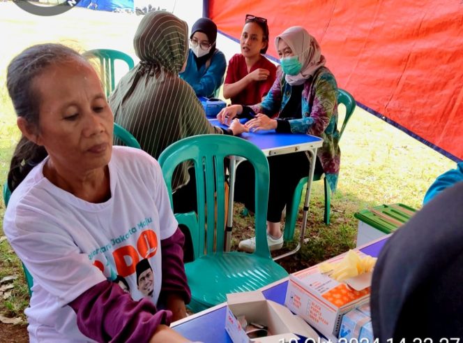 
 Tim Kesehatan RIDO Berikan Pelayanan Pengobatan Gratis Ratusan Korban Kebakaran Tambora