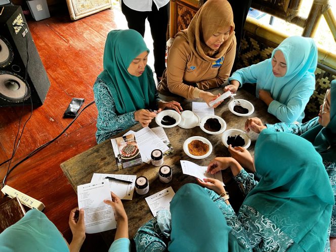 
 Mahasiswa Pariwisata LSPR Ubah Ampas Kopi Jadi Produk Kecantikan, Dukung Pariwisata Berkelanjutan