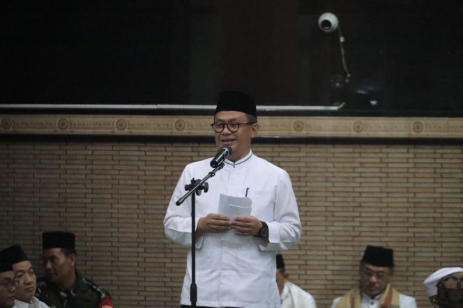 
 Peringatan Isra Mi’raj 1446 H. Pj Wali Kota Bekasi Terus: Tingkatkan Ketaqwaan dan Kecintaan kepada Nabi Muhammad SAW