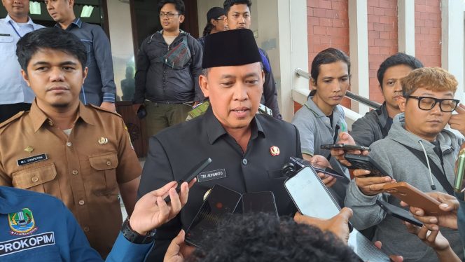 
 Soal Tarif Baru PDAM Wali Kota Bekasi Tri Adhianto Sebut Penyesuaian Bukan Kenaikan