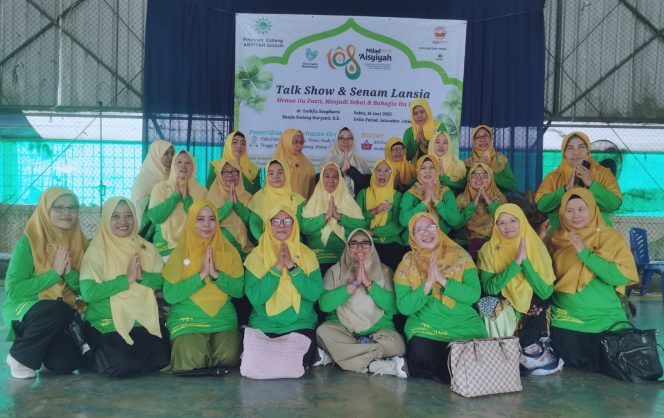 
 Senam Lansia PCA Jatiasih: Meningkatkan Kesehatan dan Kualitas Hidup Lansia