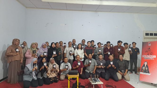 
 Yenny Kristianti Dorong Anak Muda Bekasi Bangun Ekonomi Kreatif Lewat Pelatihan Barista