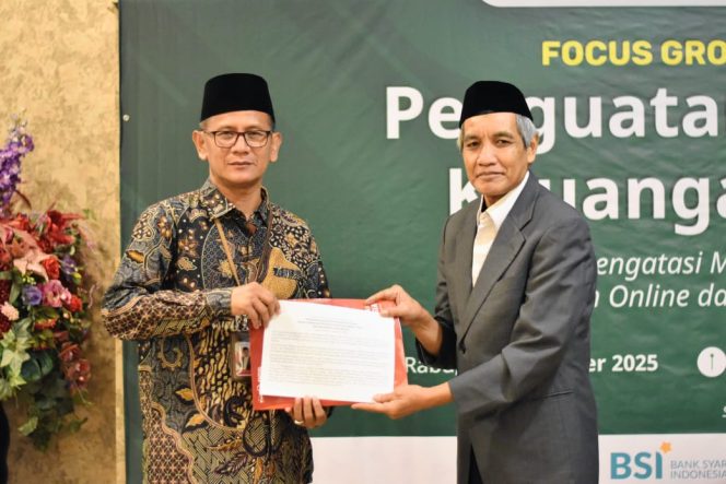 
 Tangani Maraknya Pinjaman Ilegal, Bekasi Rumuskan Roadmap Penguatan Ekosistem Keuangan Syariah
