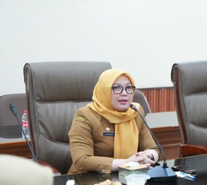 
 DPRD Kota Bekasi Gelar Sosialisasi Raperda, Perkuat Partisipasi Publik dalam Pembentukan Perda